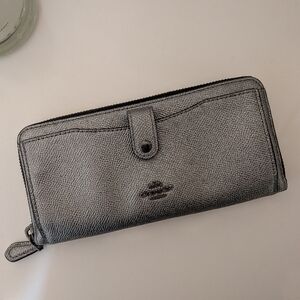 Coach Metallic Full Zip Wallet EUC